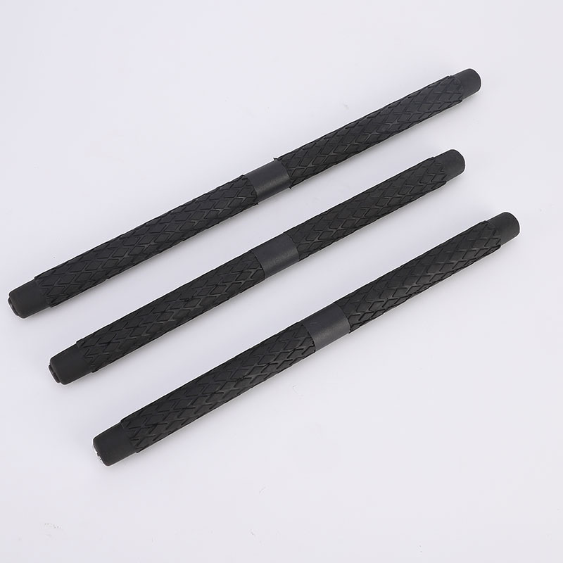 廠家直供菱形棍拼接橡膠手柄甩棍_防身伸縮棒_車(chē)載機(jī)械防身棍